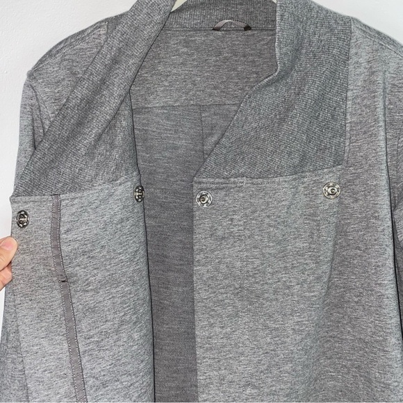 Lululemon Belle Wrap Cardigan Jacket Gray Stretch French Terry Active Yoga Sz 4 - Picture 8 of 13